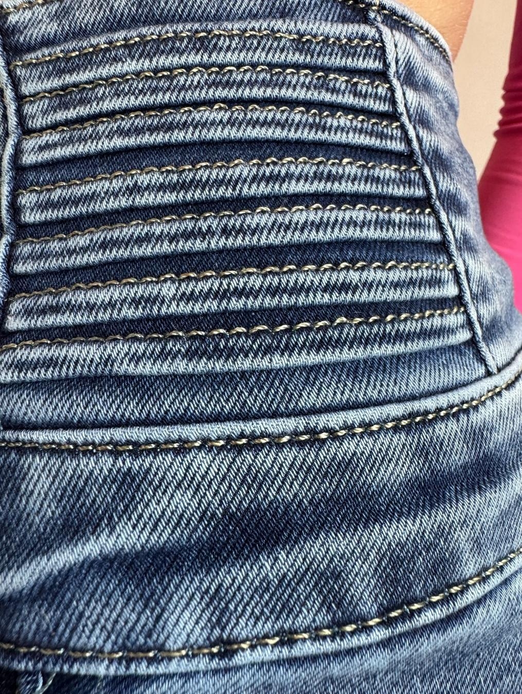 Jeansy z wysokim stanem LX108-J