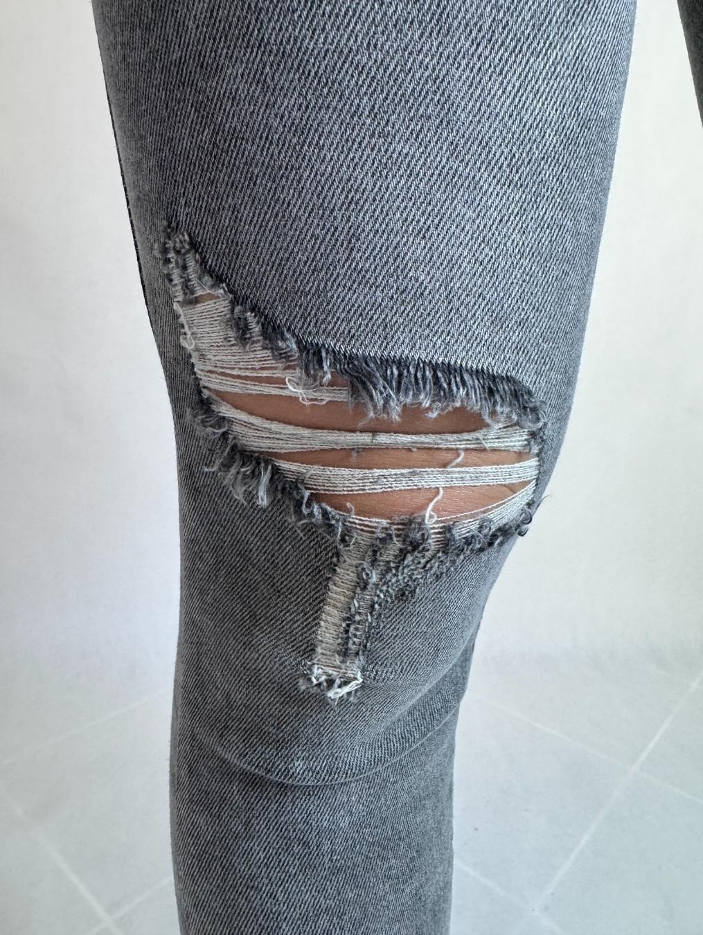 Modne jeansy z dziurami LX122