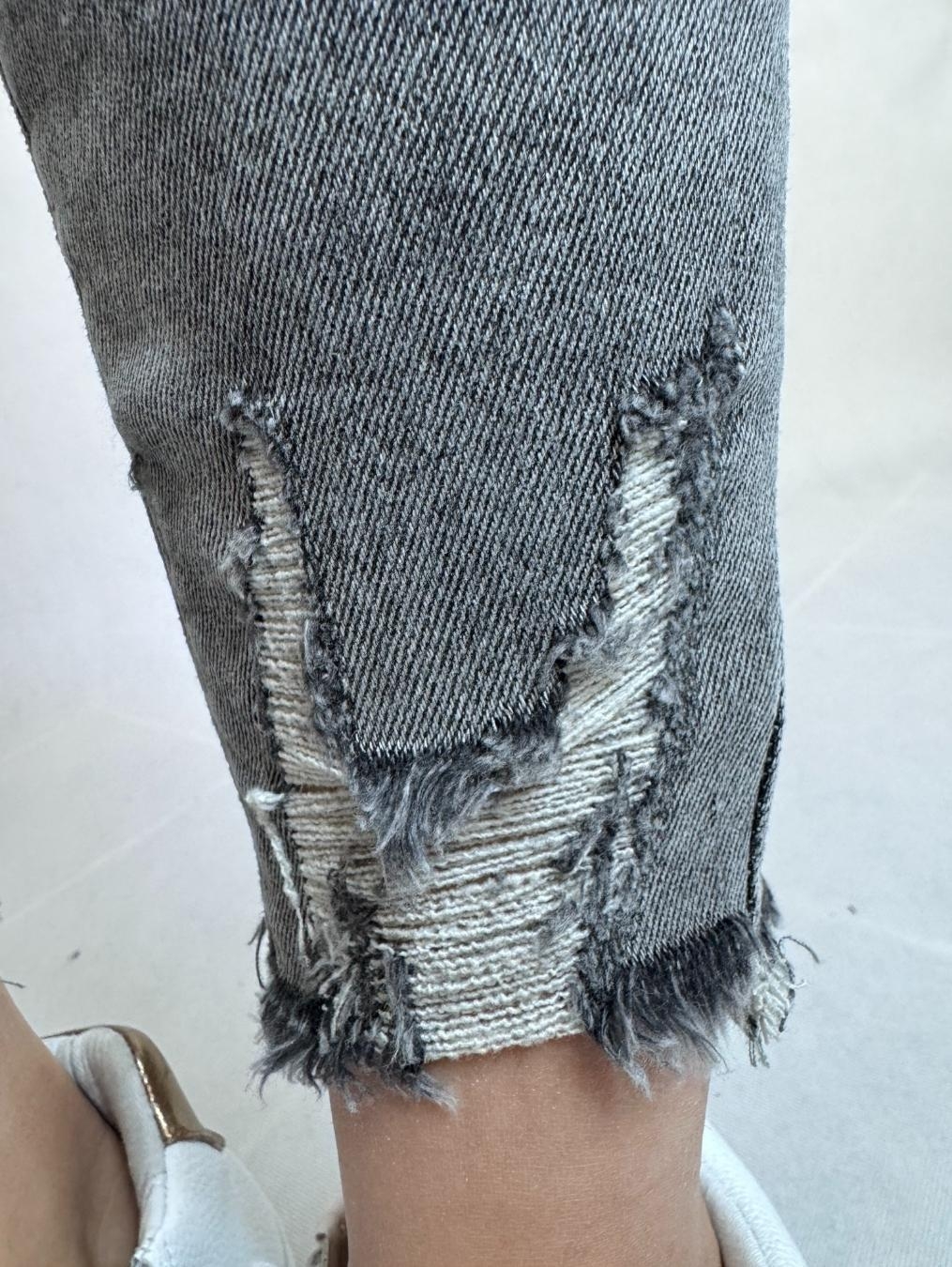 Modne jeansy z dziurami LX122