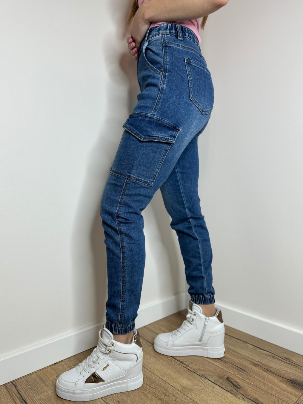 Joggery z kieszonkami LX136