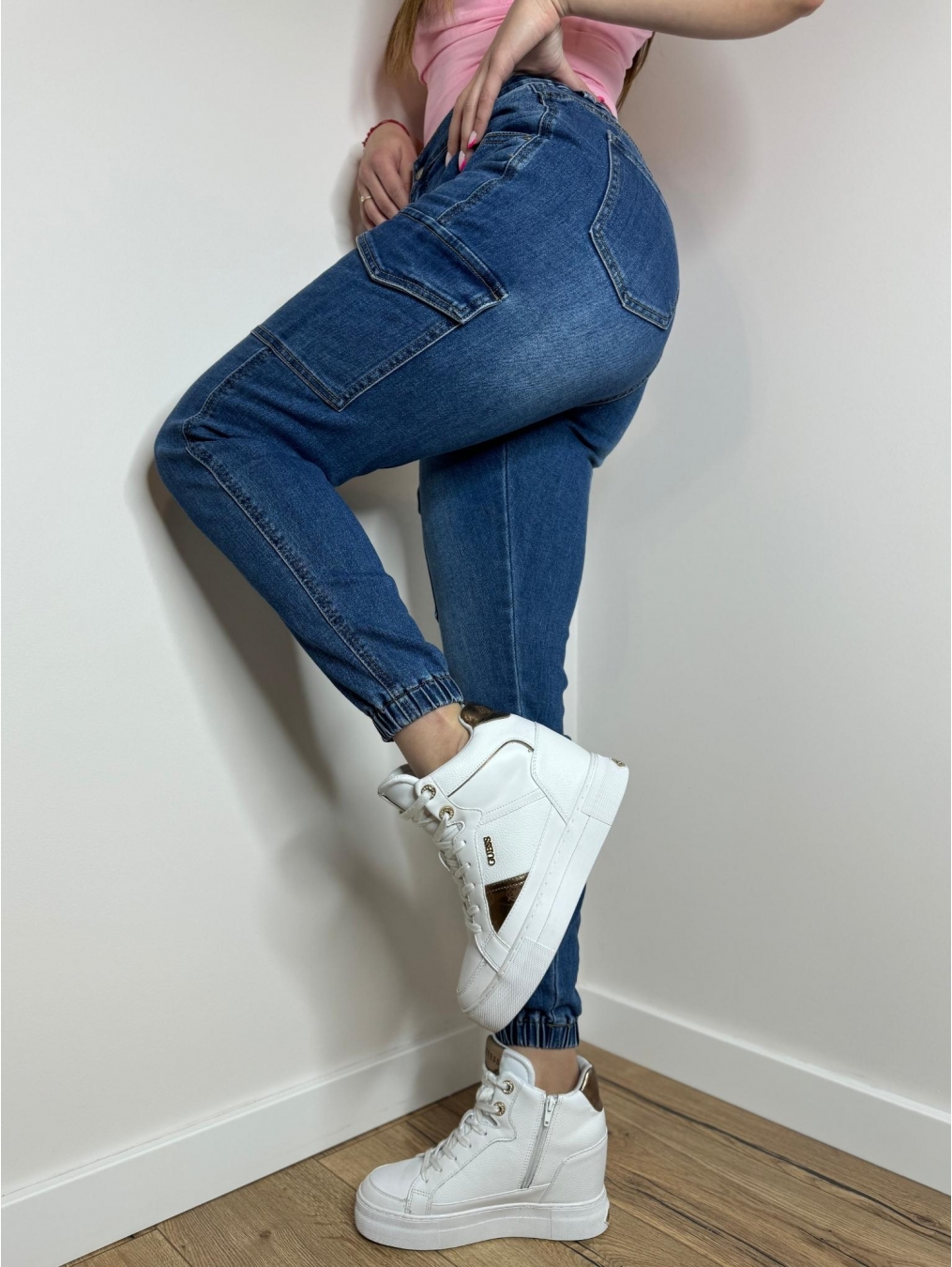 Joggery z kieszonkami LX136