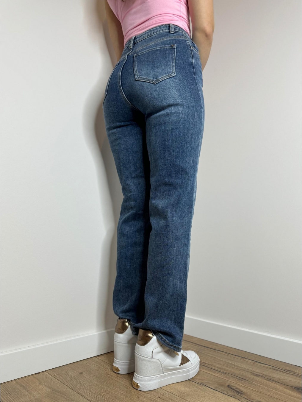 Jeansy rozszerzana nogawka GABI