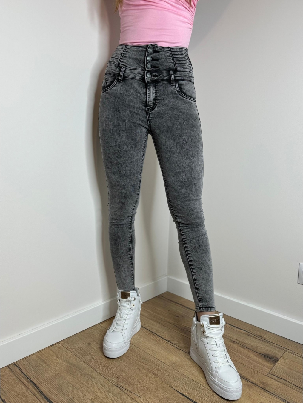 Jeansy z wysokim stanem LX108-S