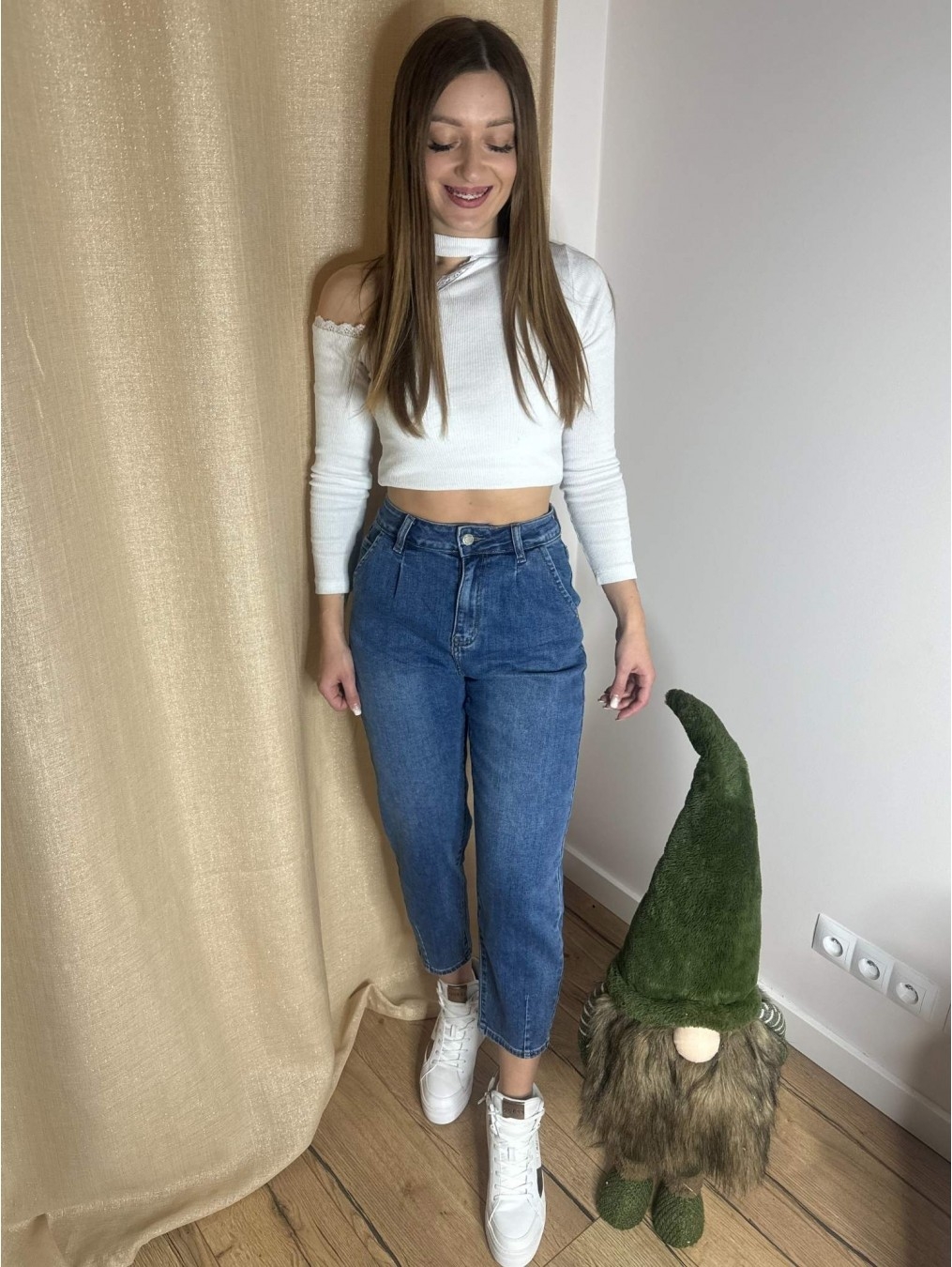 Jeansy z naszyciem na nogawce LX109