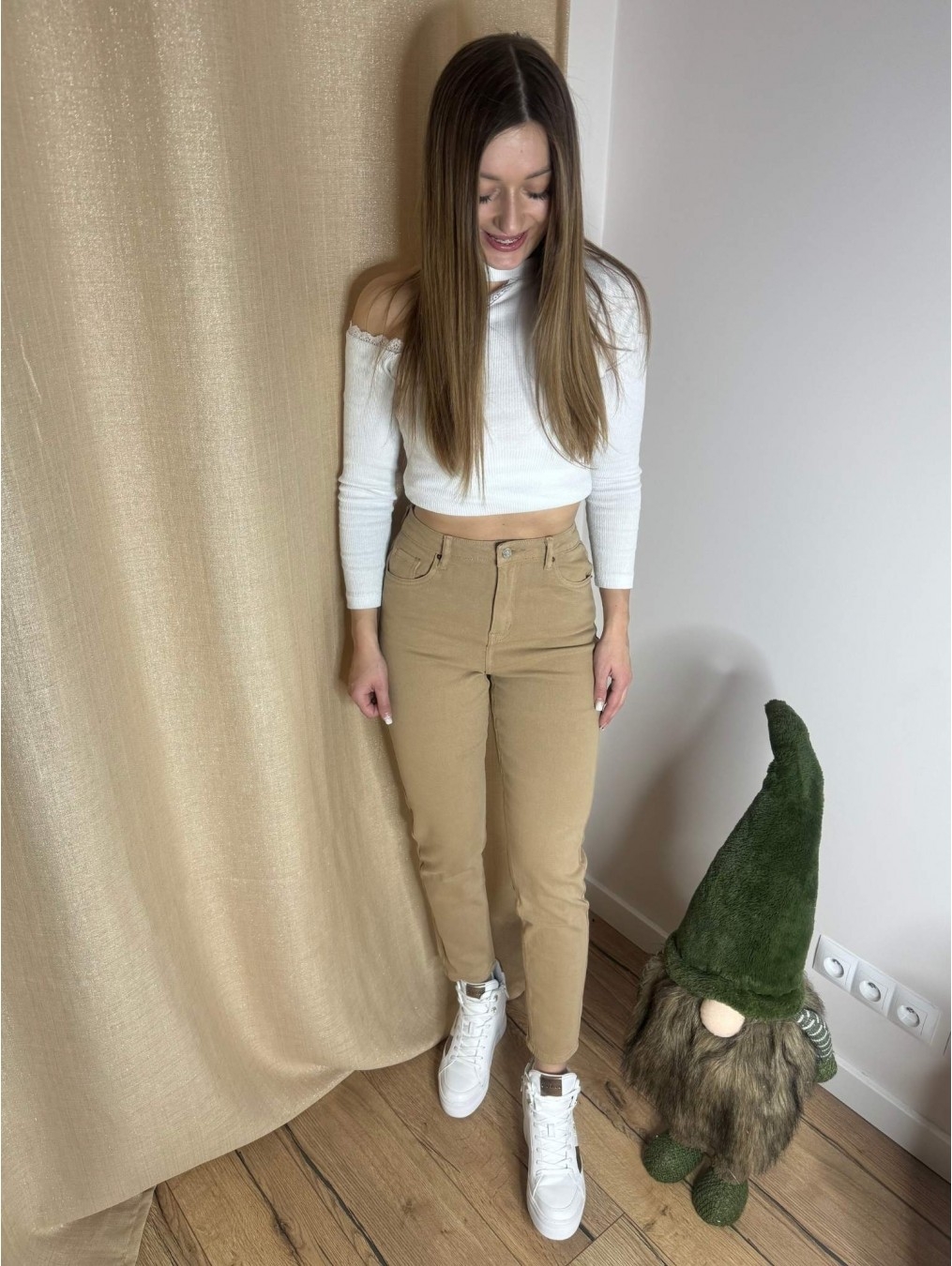 Modne spodnie typu mom fit LX119